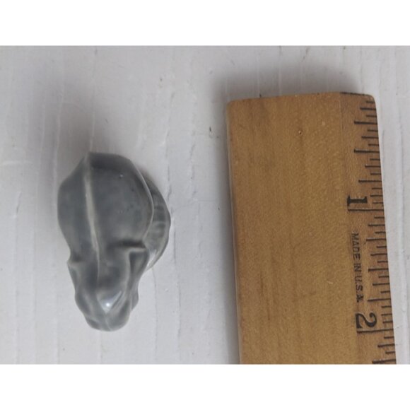 Wade England Gray Elephant Figurine Ceramic Whimsies Miniature Vintage - Picture 3 of 7